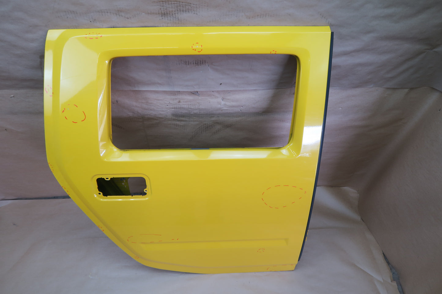 2003-2009 HUMMER H2 REAR RIGHT PASSENGER SIDE EXTERIOR DOOR SHELL PANEL YELLOW