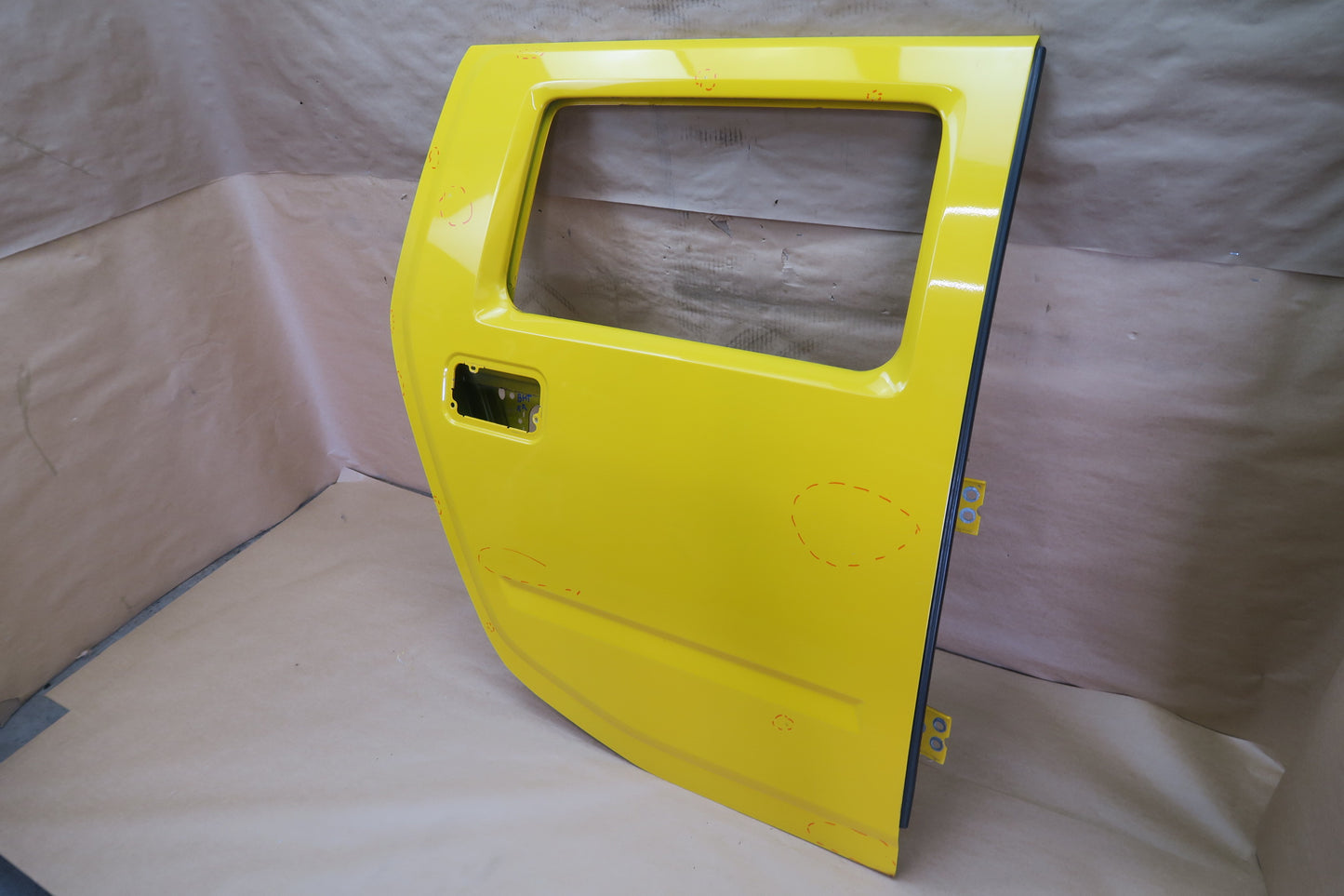 2003-2009 HUMMER H2 REAR RIGHT PASSENGER SIDE EXTERIOR DOOR SHELL PANEL YELLOW