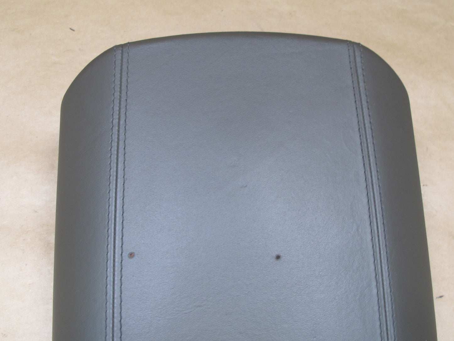 2011-2014 PORSCHE CAYENNE 958 CENTER CONSOLE LEATHER ARMREST LID COVER