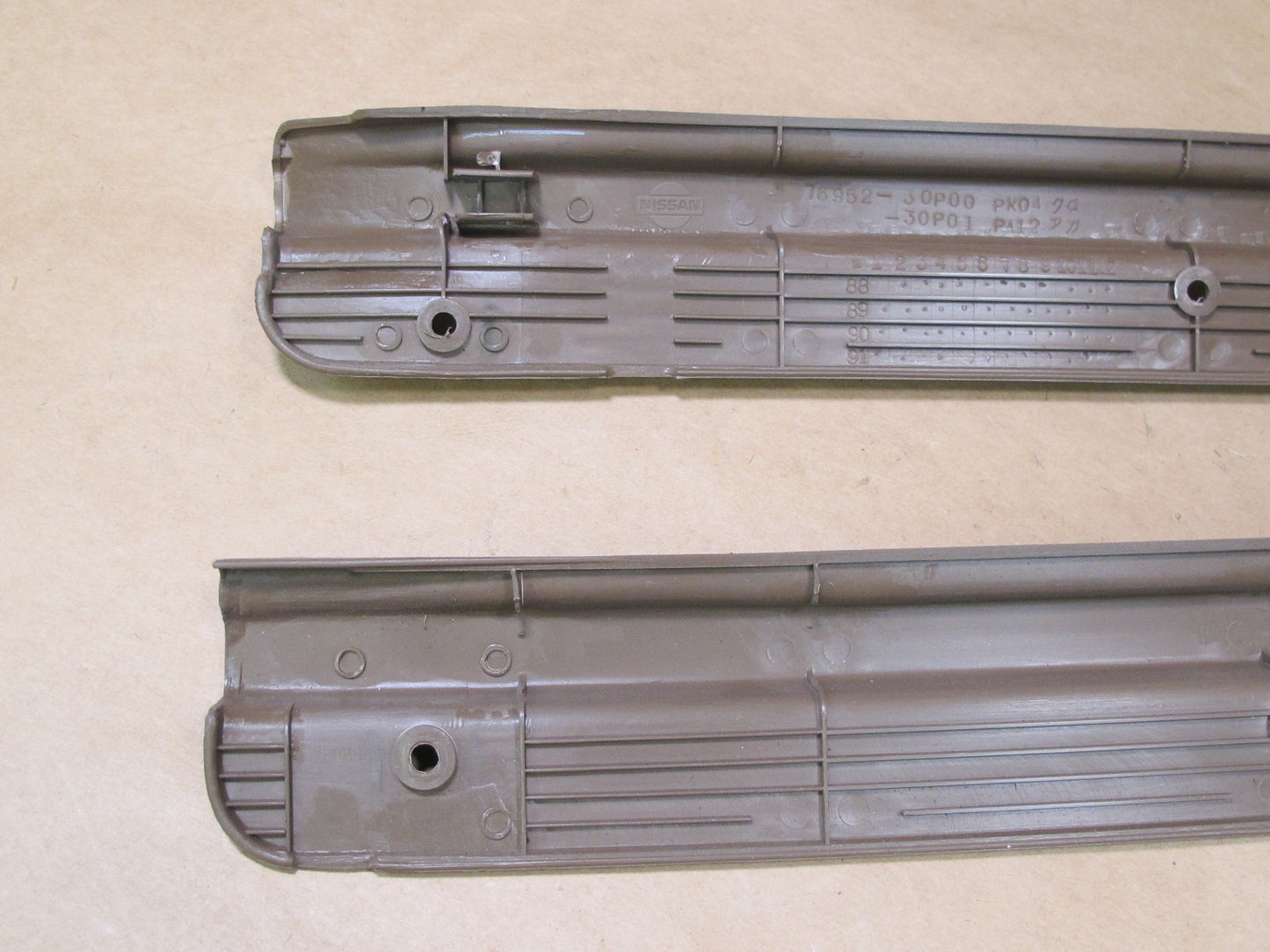 90-96 NISSAN Z32 300ZX COUPE SET OF 2 DOOR SCUFF PLATE SILL TRIM COVER OEM