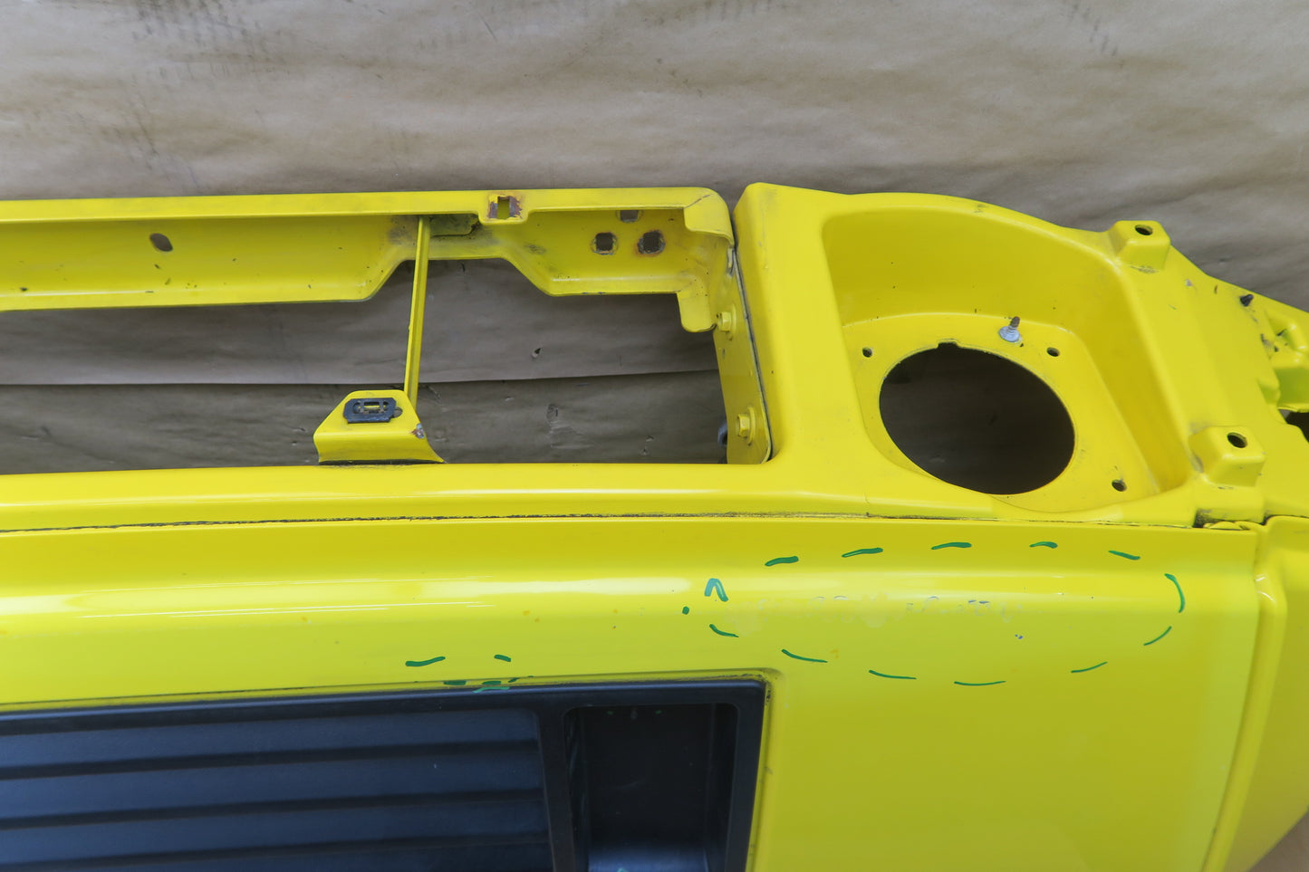 2003-2007 HUMMER H2 FRONT HOOD BONNET COVER PANEL SHELL YELLOW