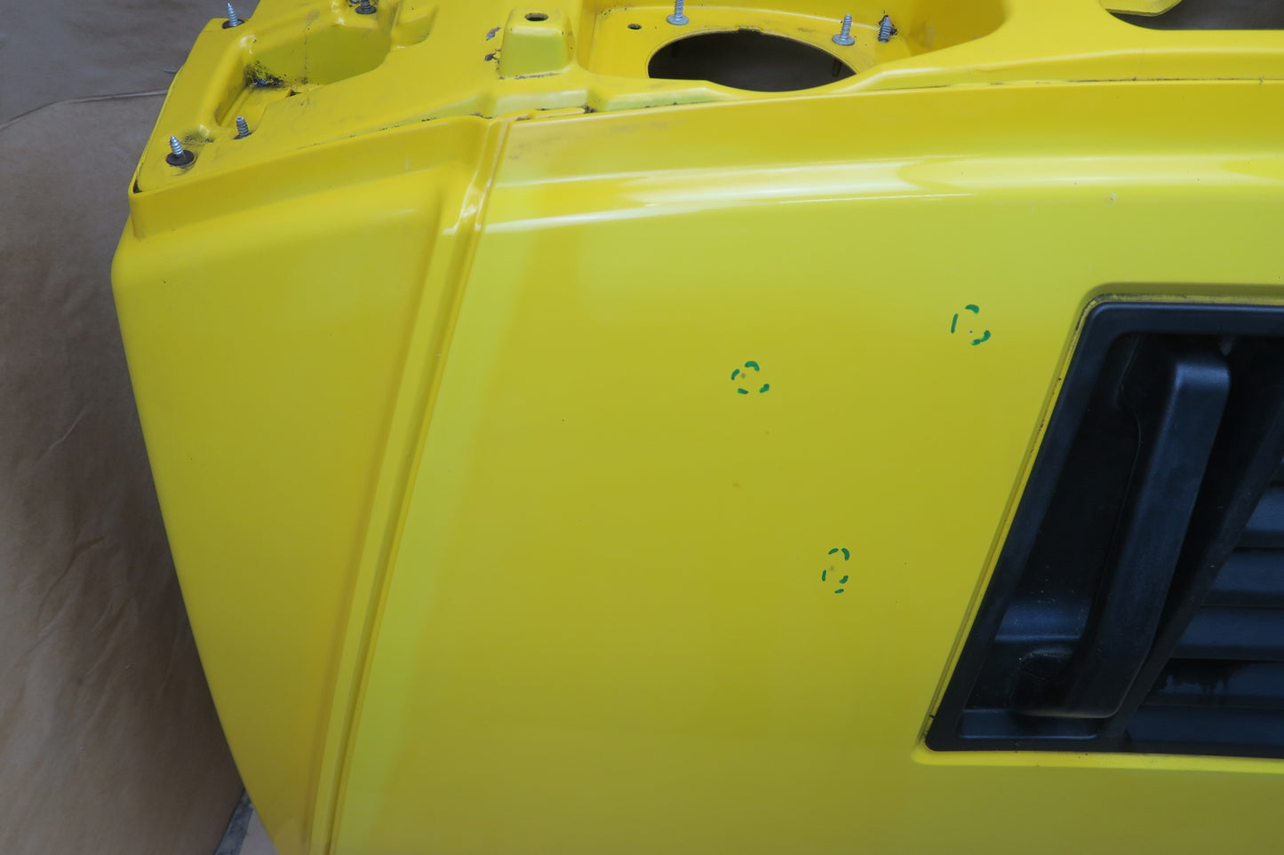 2003-2007 HUMMER H2 FRONT HOOD BONNET COVER PANEL SHELL YELLOW