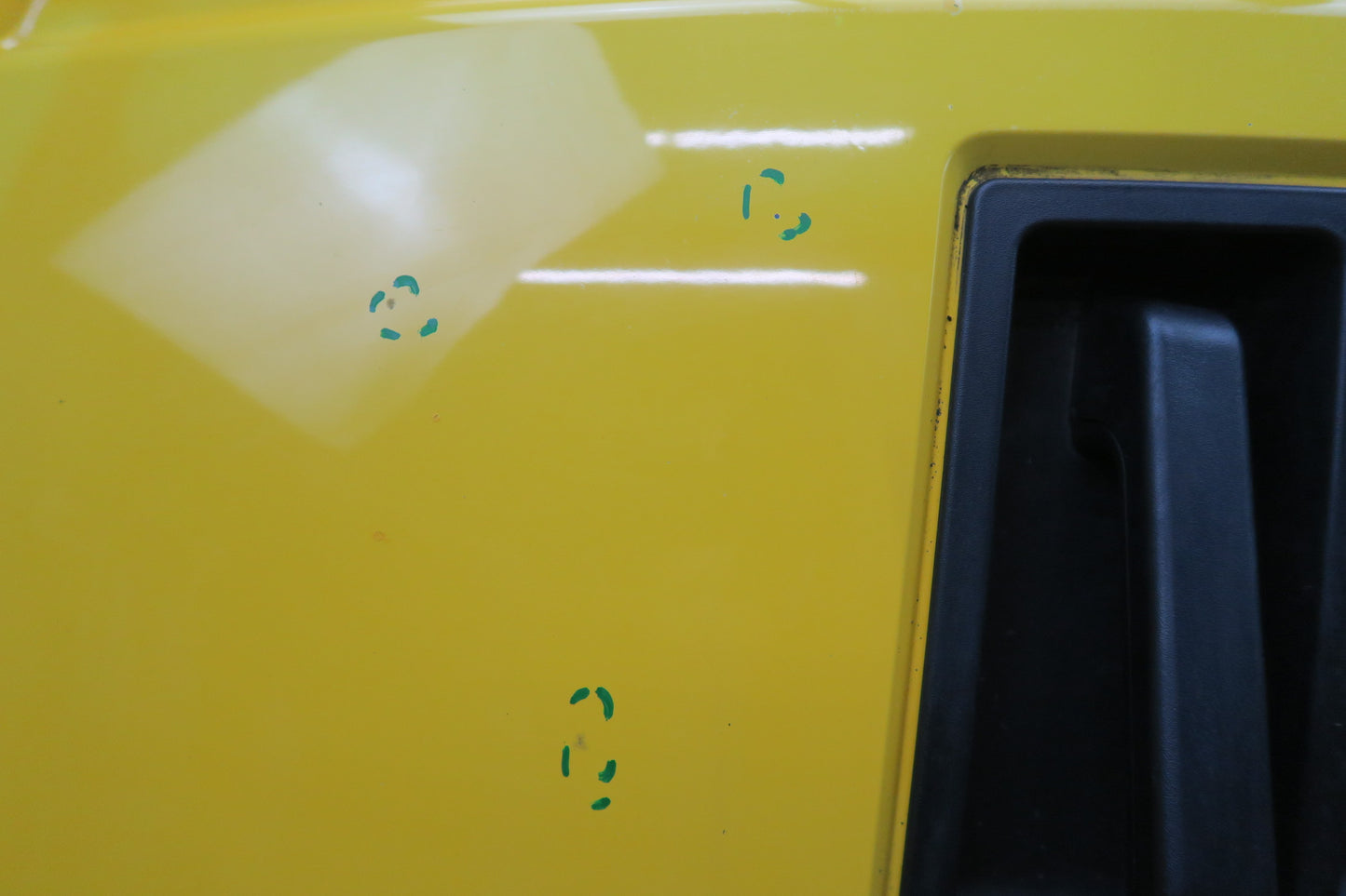 2003-2007 HUMMER H2 FRONT HOOD BONNET COVER PANEL SHELL YELLOW