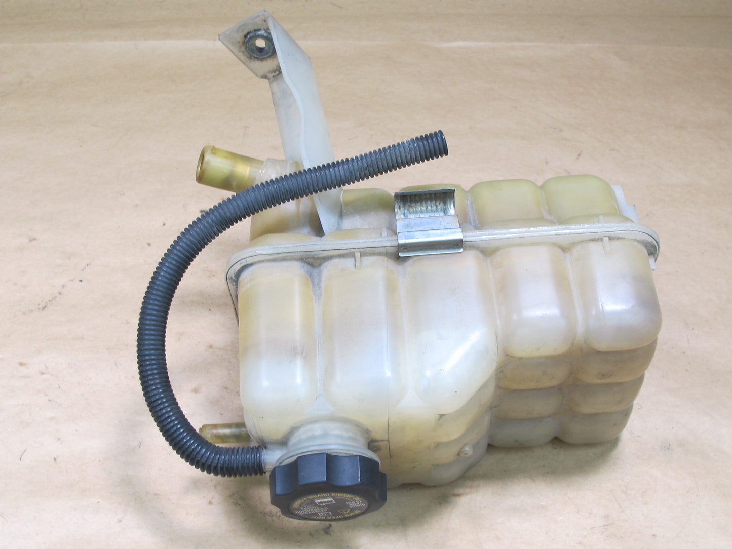 2003-2009 HUMMER H2 RADIATOR COOLANT OVERFLOW BOTTLE RESERVOIR