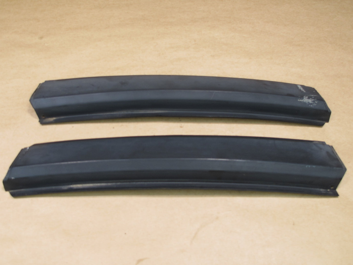 85-93 VOLKSWAGEN VW MK1 CABRIOLET SET OF 2 EXTERIOR B-PILLAR TRIM COVER OEM