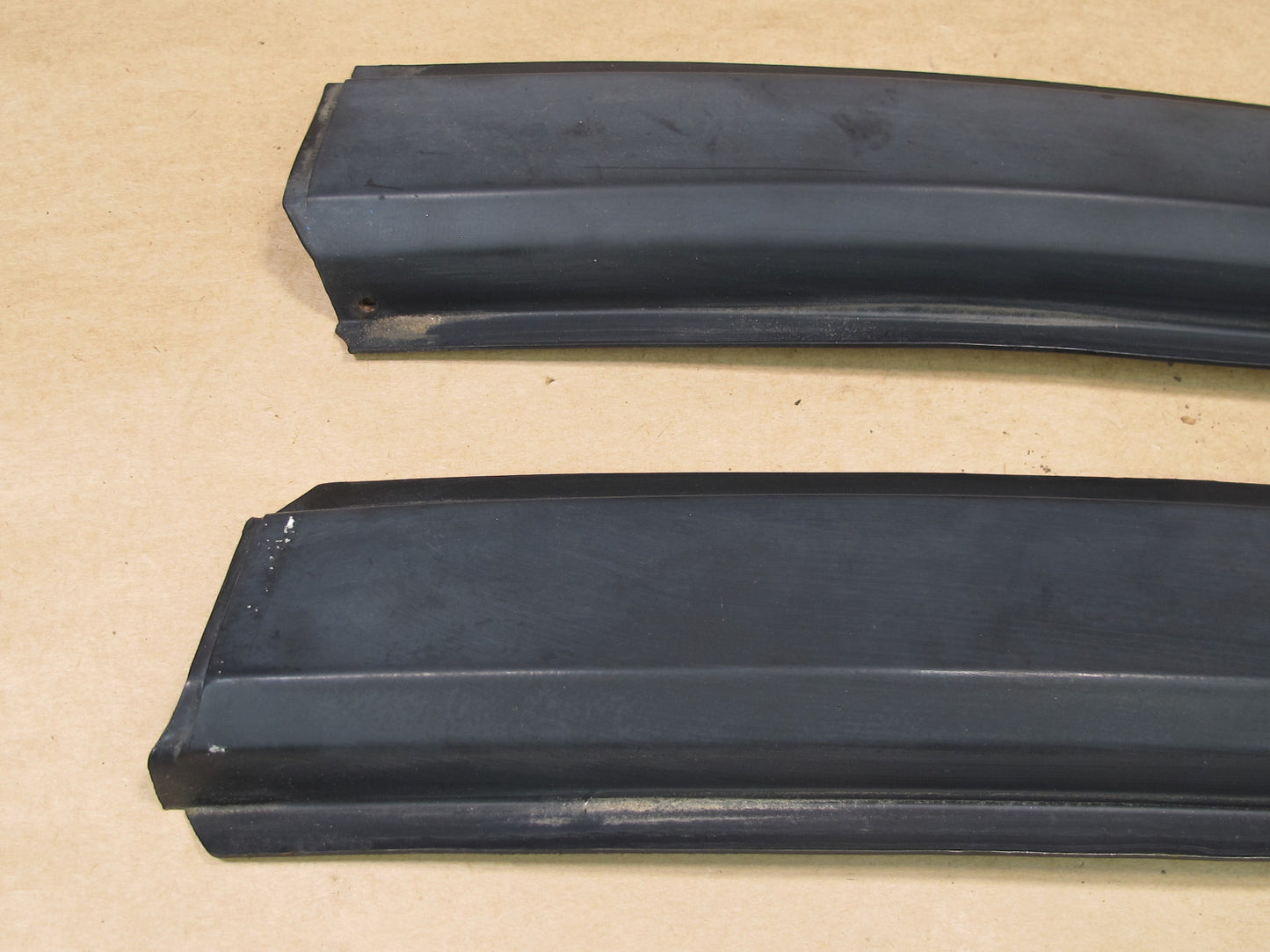 85-93 VOLKSWAGEN VW MK1 CABRIOLET SET OF 2 EXTERIOR B-PILLAR TRIM COVER OEM