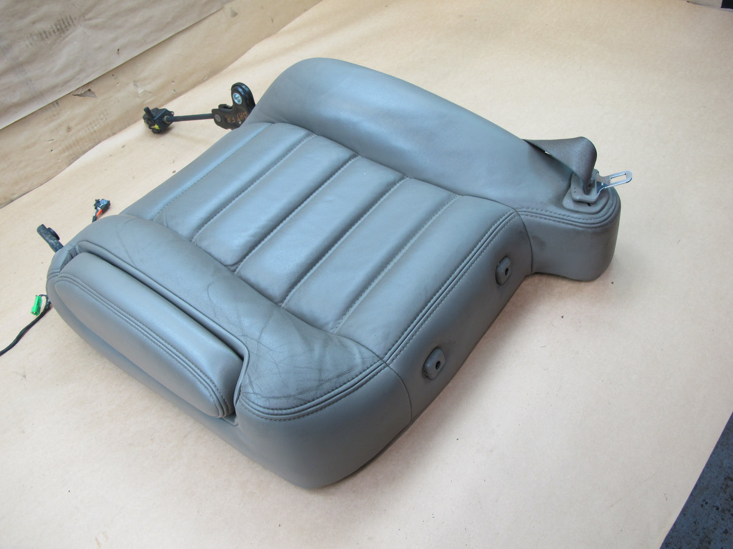 2003-2007 HUMMER H2 FRONT RIGHT PASSENGER SIDE SEAT UPPER CUSHION LEATHER