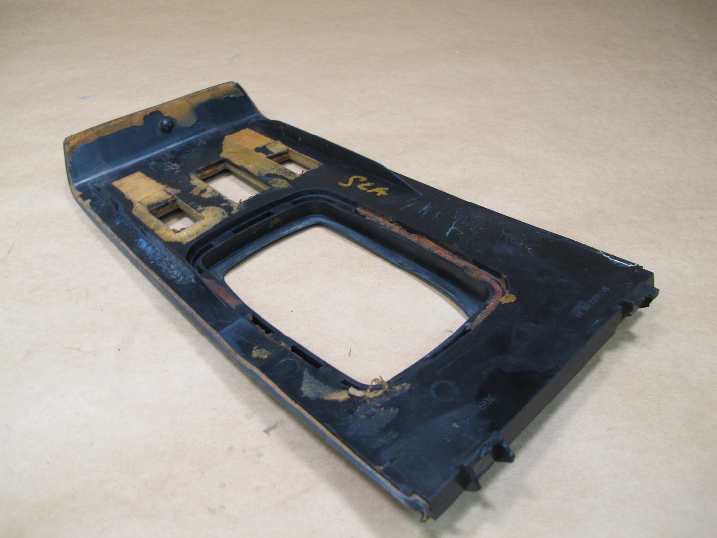 73-85 MERCEDES R107 CONSOLE TRANSMISSION SHIFTER TRIM BEZEL COVER PANEL OEM