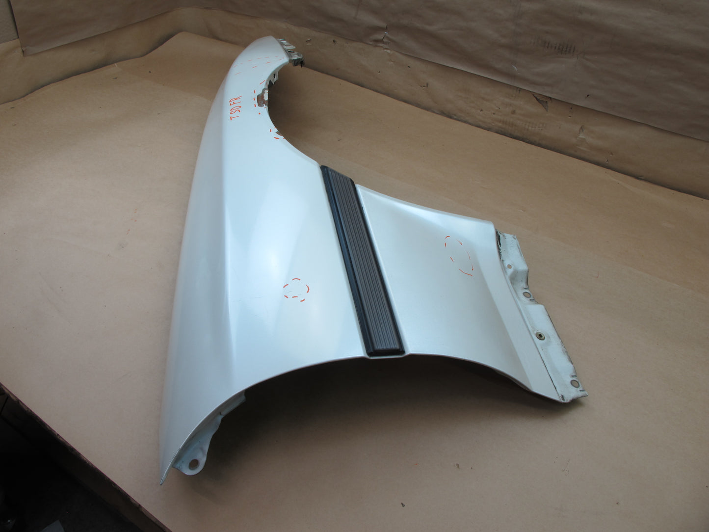 86-92 TOYOTA SUPRA MK3 FRONT RIGHT FENDER SHELL COVER PANEL WHITE OEM