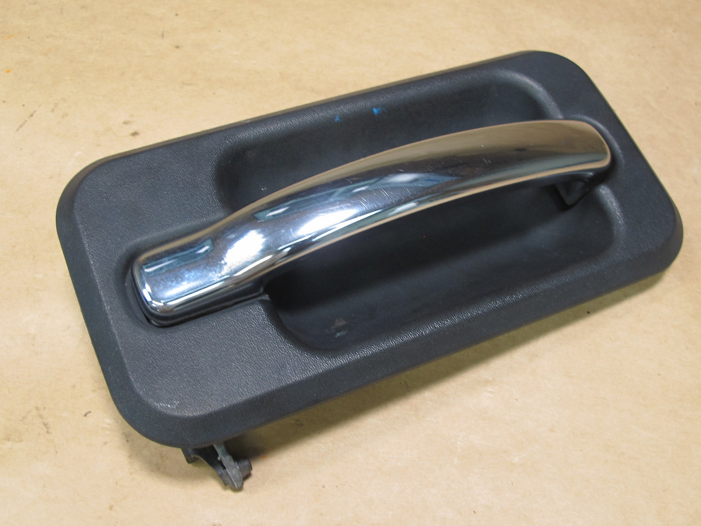 2003-2007 HUMMER H2 REAR LEFT DRIVER SIDE DOOR EXTERIOR HANDLE