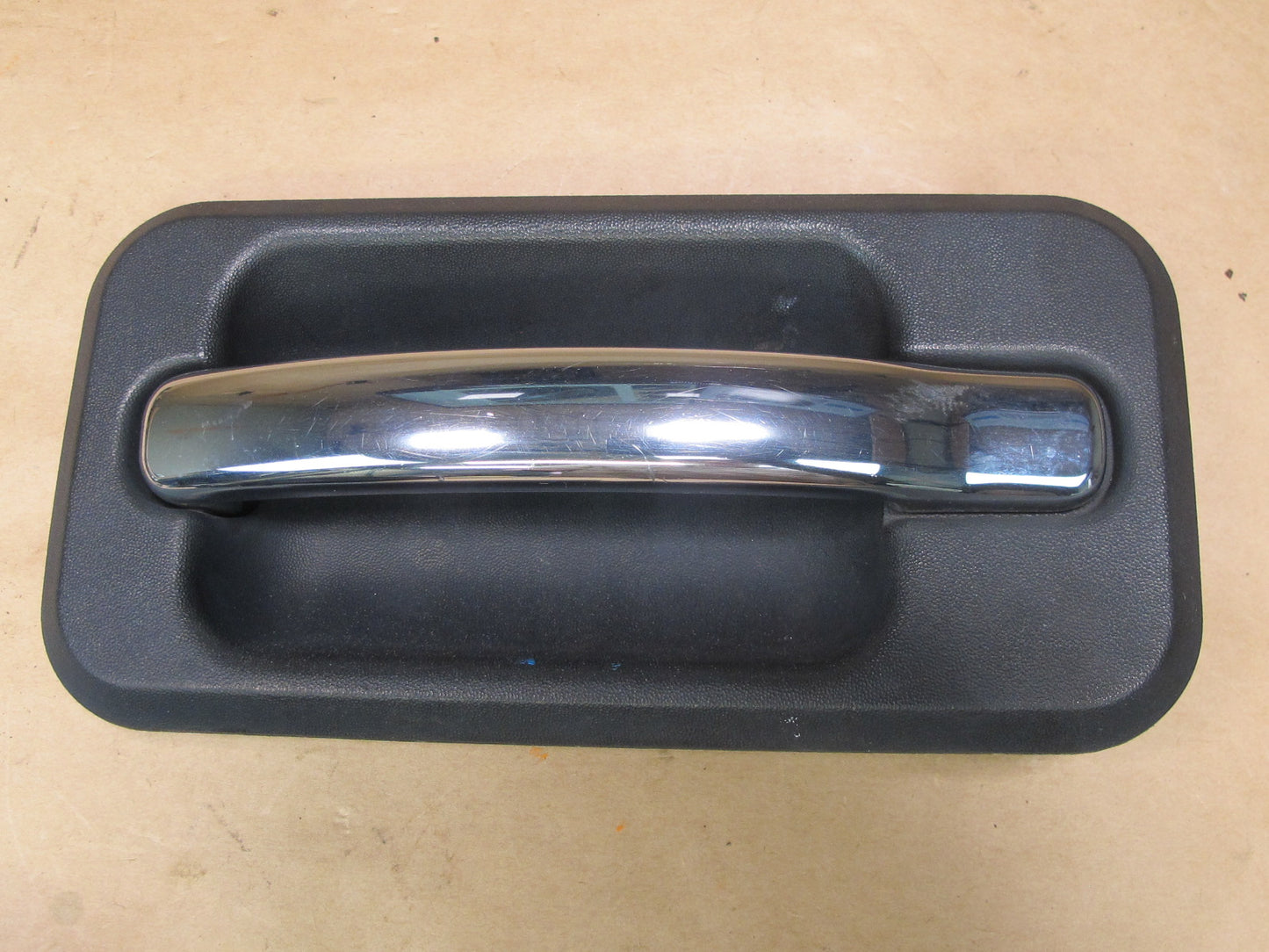 2003-2007 HUMMER H2 REAR LEFT DRIVER SIDE DOOR EXTERIOR HANDLE