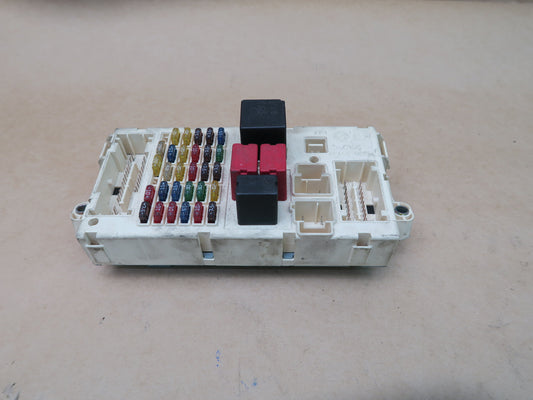 03-12 MASERATI QUATTROPORTE M139 RELAY FUSE JUNCTION BOX MODULE 60660091