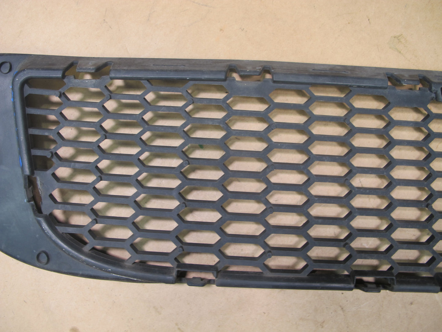 07-10 BMW E83 X3 FRONT LOWER BUMPER GRILLE 3417722 OEM
