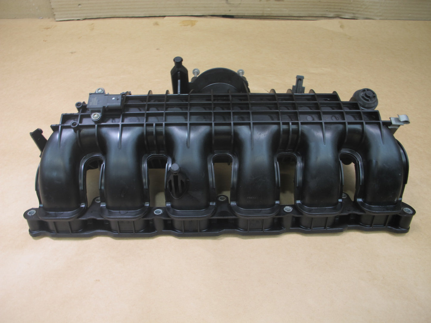 10-15 BMW E90 E91 F30 F31 F32 3.0L N55 ENGINE MOTOR AIR INTAKE MANIFOLD 7576911