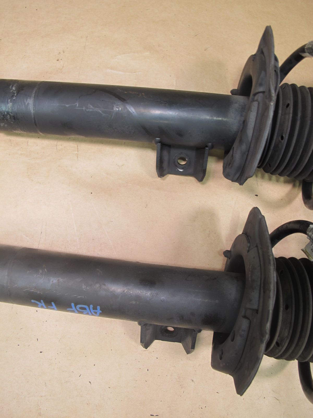 14-15 BMW F33 428i RWD CONVERTIBLE SET OF 2 FRONT STRUT SHOCK ABSORBER OEM