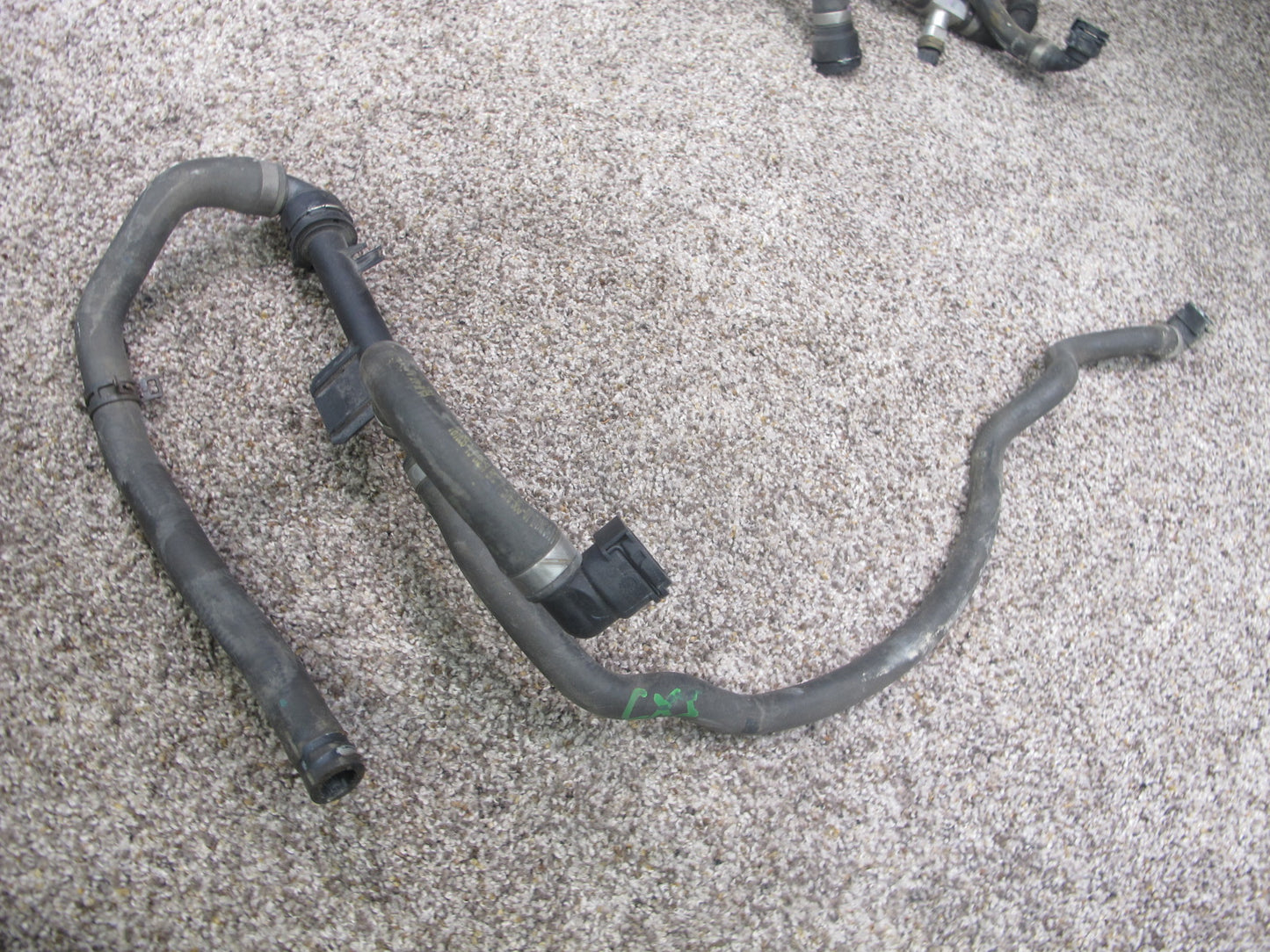 2010-2011 BMW E72 X6 HYBRID N63 ENGINE COOLANT HOSE PIPE LINE SET