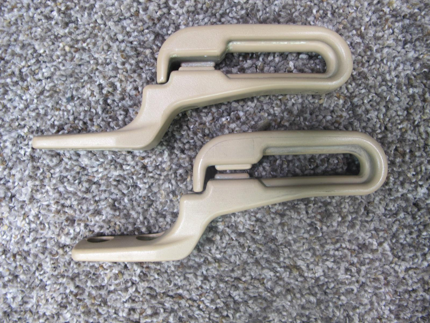 95-99 MITSUBISHI ECLIPSE SET OF 2 FRONT LEFT & RIGHT SEAT PULL GRAB HANDLE OEM