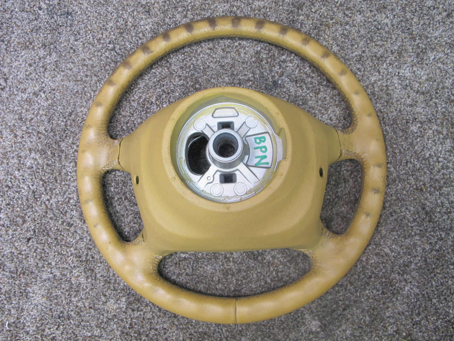 1999-2005 PORSCHE 911 CARRERA 996 4 SPOKE MULTIFUNCTIONAL STEERING BEIGE