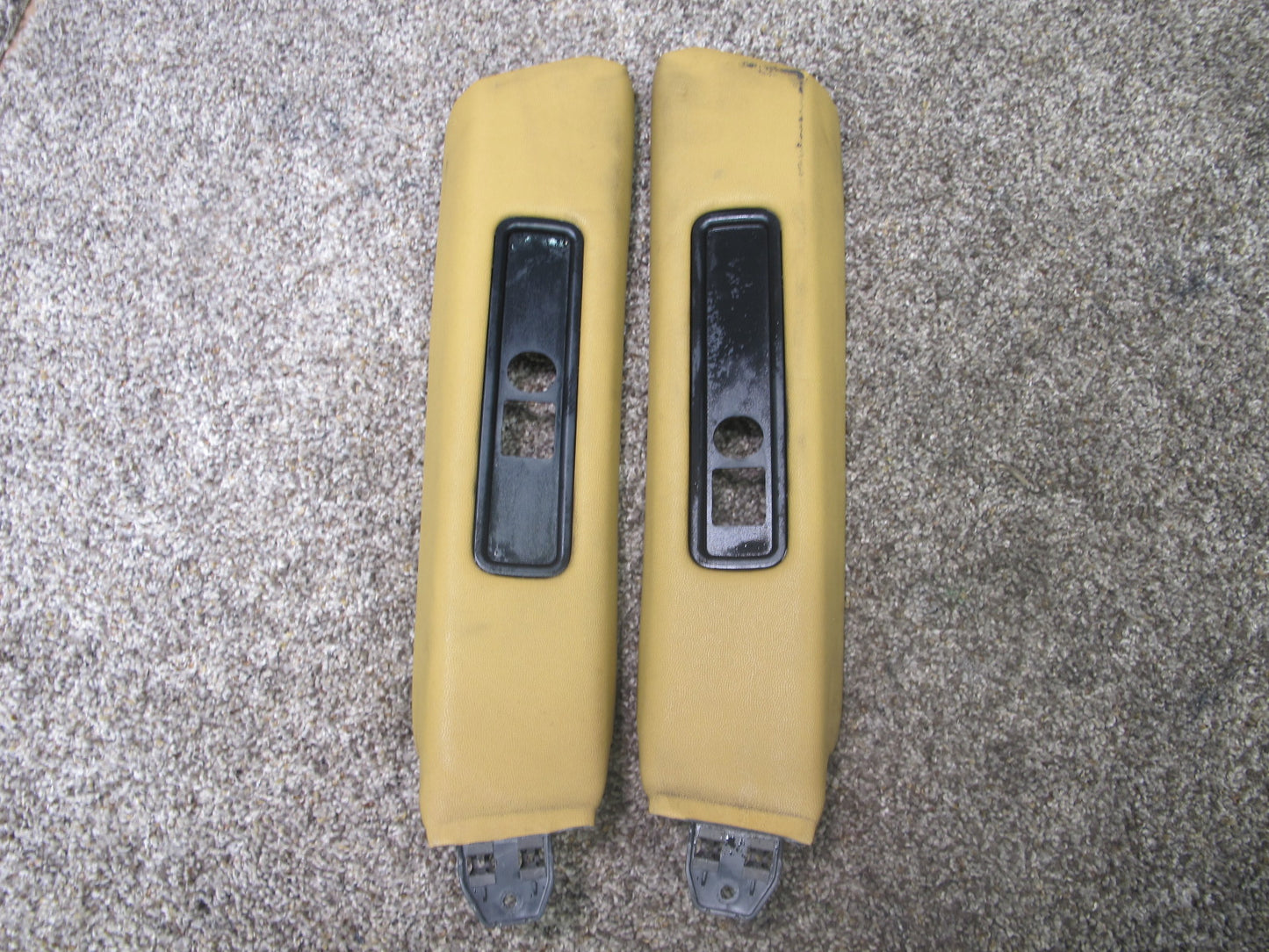 99-05 PORSCHE 911 CARRERA 996 B PILLAR LEFT RIGHT SEATBELT TRIM PANEL COVER SET