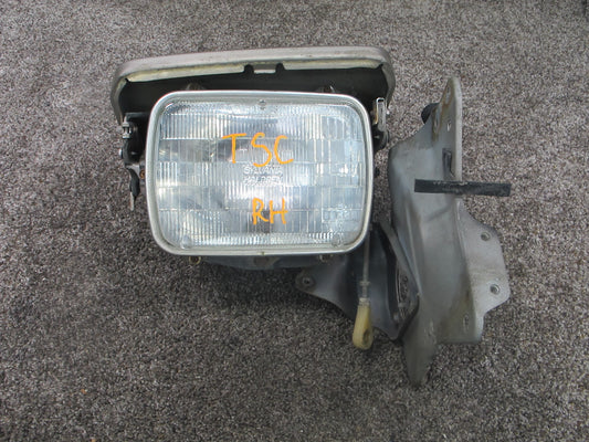 86-88 TOYOTA SUPRA MK3 FRONT RIGHT HEADLIGHT LIGHT LAMP OEM