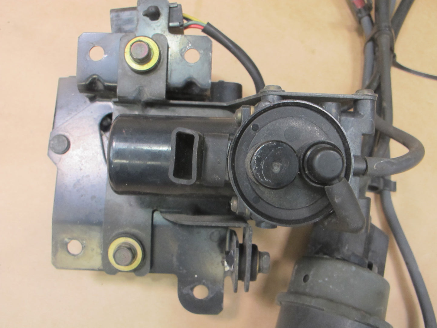 1991-1999 MITSUBISHI 3000GT CRUISE CONTROL ACTUATOR MOTOR ASSEMBLY