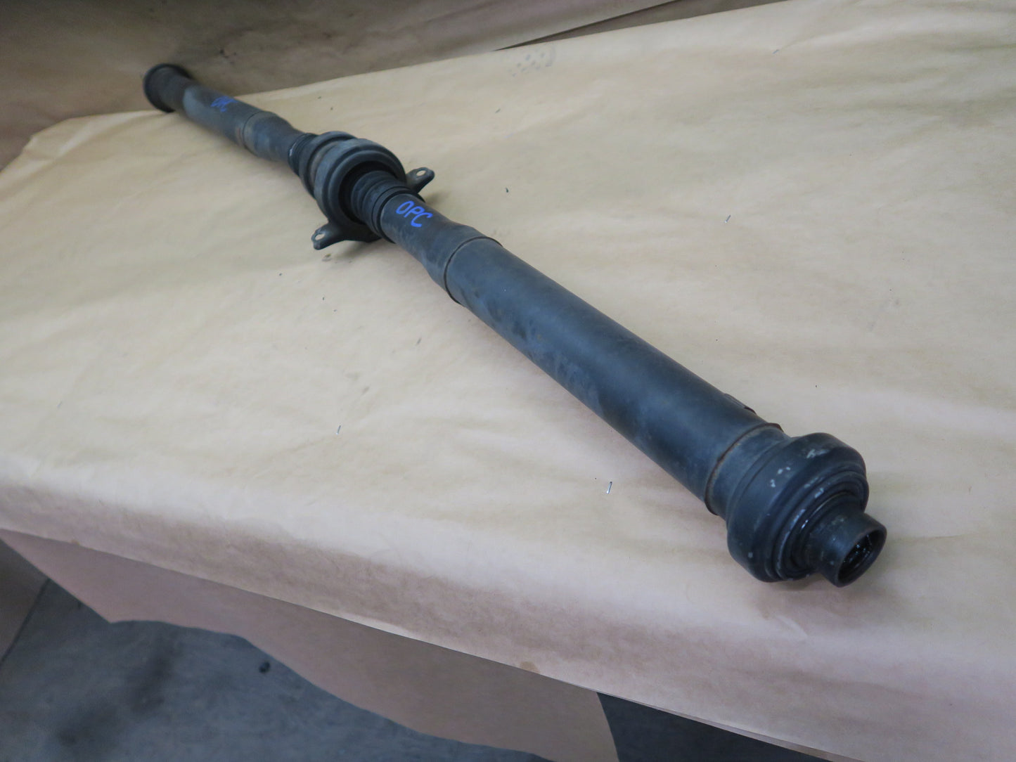 2011-2018 PORSCHE CAYENNE 958 AWD A/T REAR DRIVESHAFT DRIVE SHAFT 7P5521102K