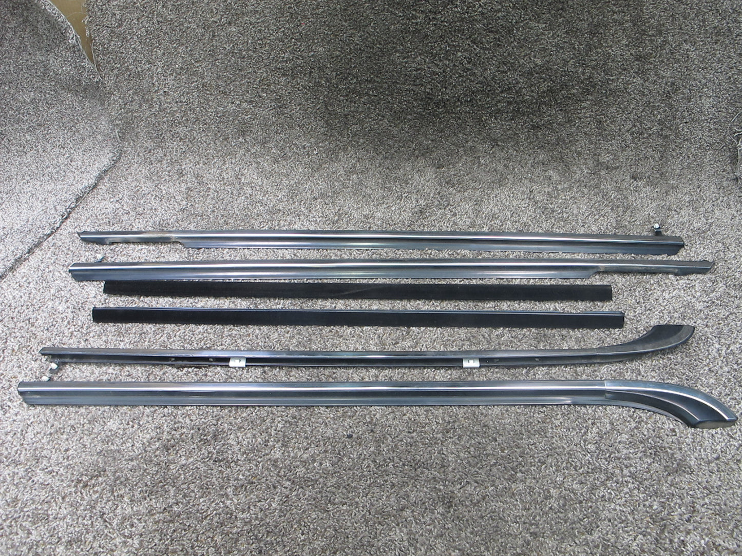 92-96 LEXUS ES300 FRONT REAR LEFT RIGHT DOOR OUTER WEATHER STRIP MOLDING SET OEM