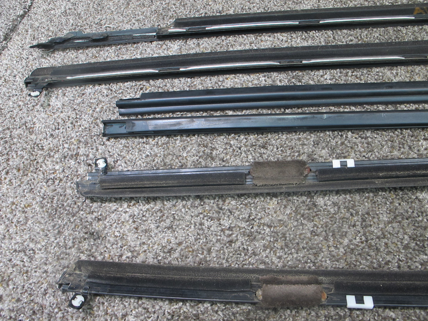 92-96 LEXUS ES300 FRONT REAR LEFT RIGHT DOOR OUTER WEATHER STRIP MOLDING SET OEM