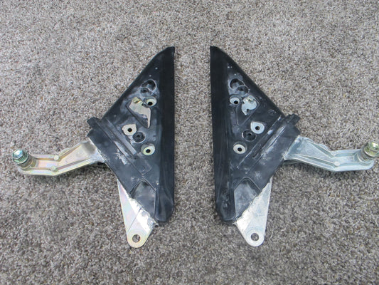 92-96 LEXUS ES300 FRONT RIGHT & LEFT SIDE DOOR MIRROR MOUNT BRACKET SET OEM