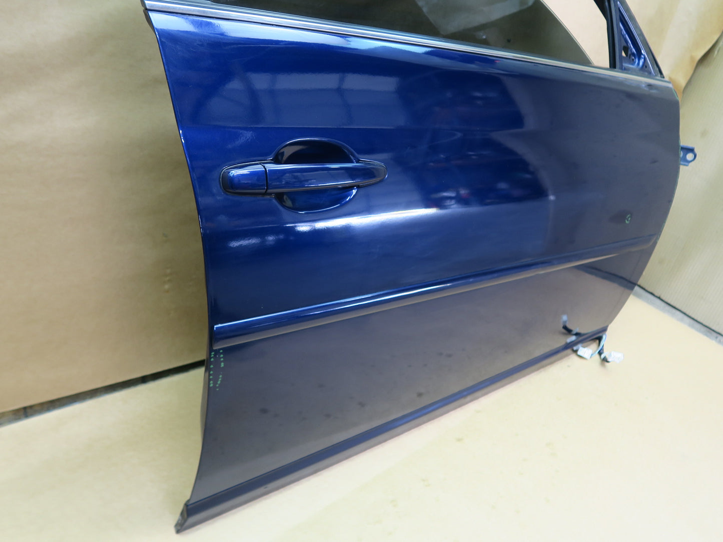 05-12 TOYOTA AVALON FRONT RIGHT PASS SIDE DOOR SHELL W/ GLASS ASSEMBLY BLUE OEM