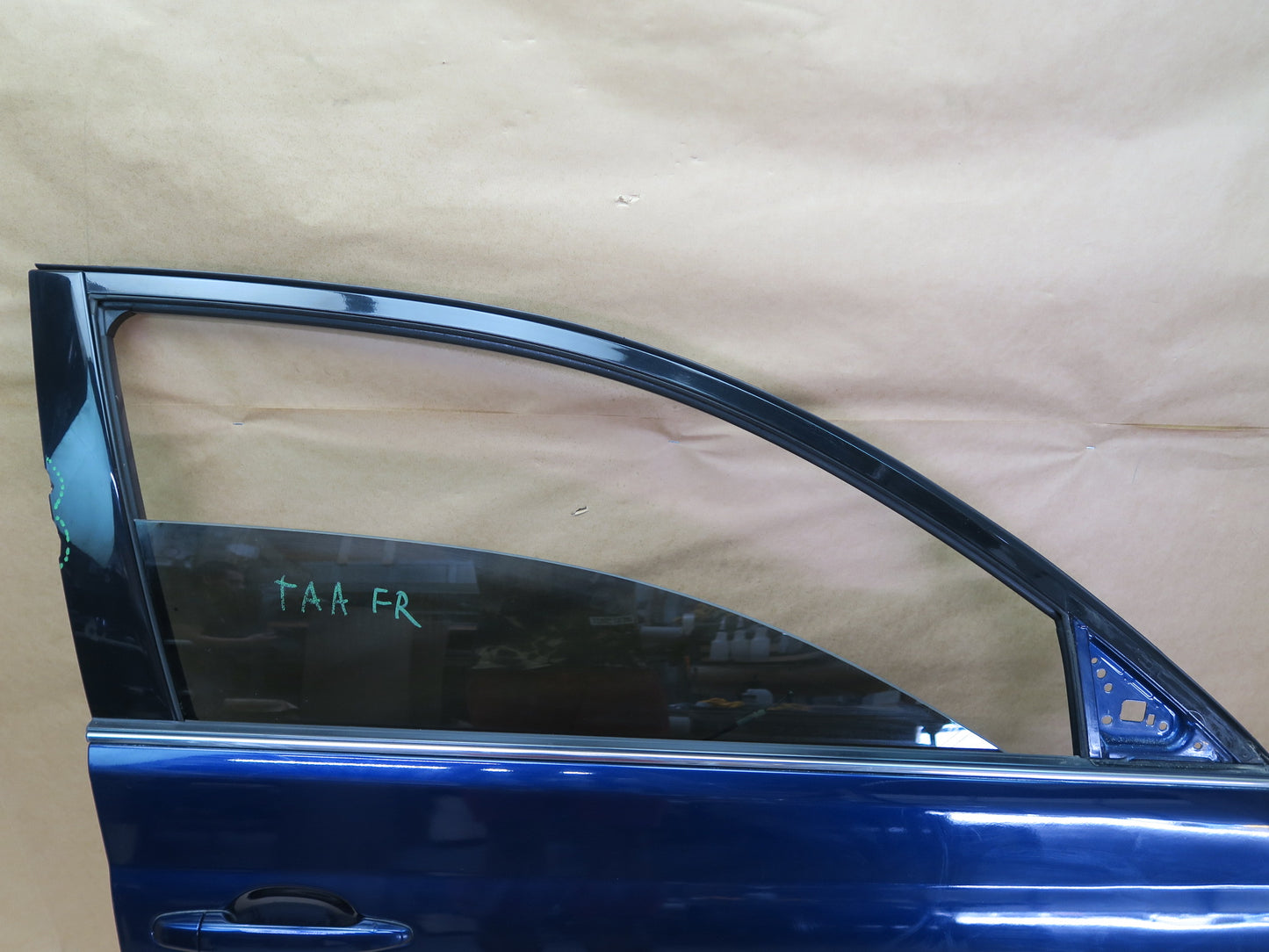 05-12 TOYOTA AVALON FRONT RIGHT PASS SIDE DOOR SHELL W/ GLASS ASSEMBLY BLUE OEM