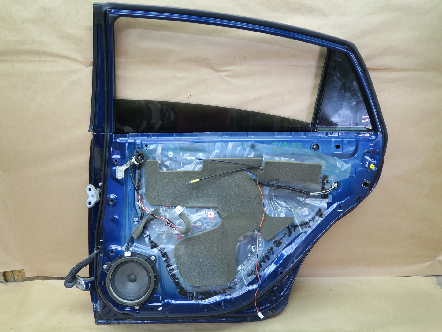 05-12 TOYOTA AVALON REAR RIGHT PASS SIDE DOOR SHELL W/ GLASS ASSEMBLY BLUE OEM