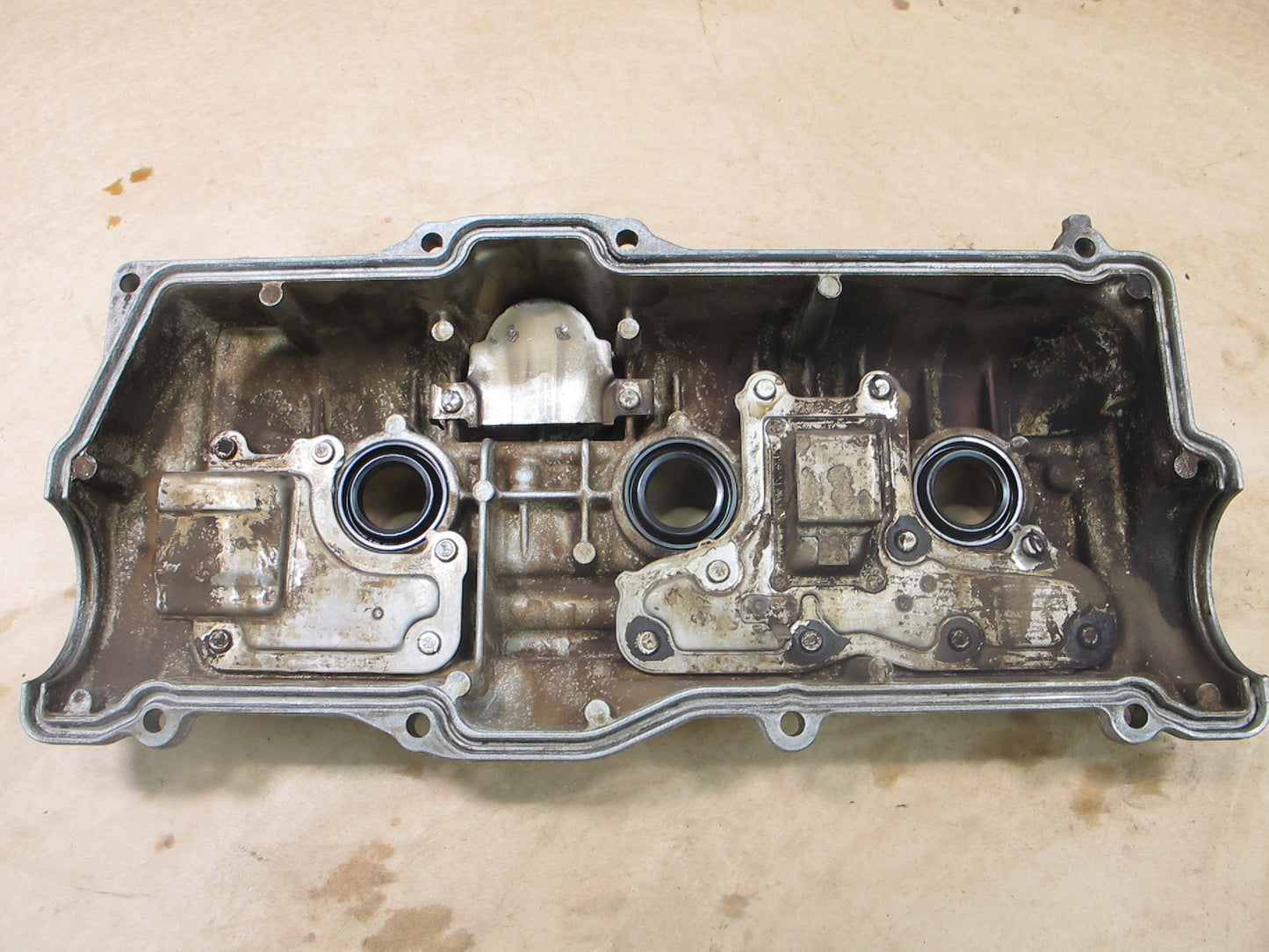 1992-1994 Lexus ES300 Valve Cover LH OEM