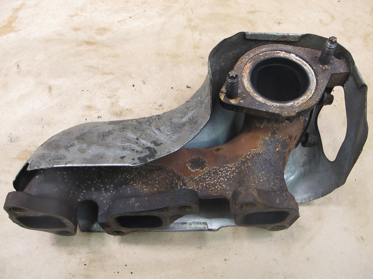 1992-1994 Lexus ES300 Exhaust Manifold 3VZ-FE Engine Rear Right OEM