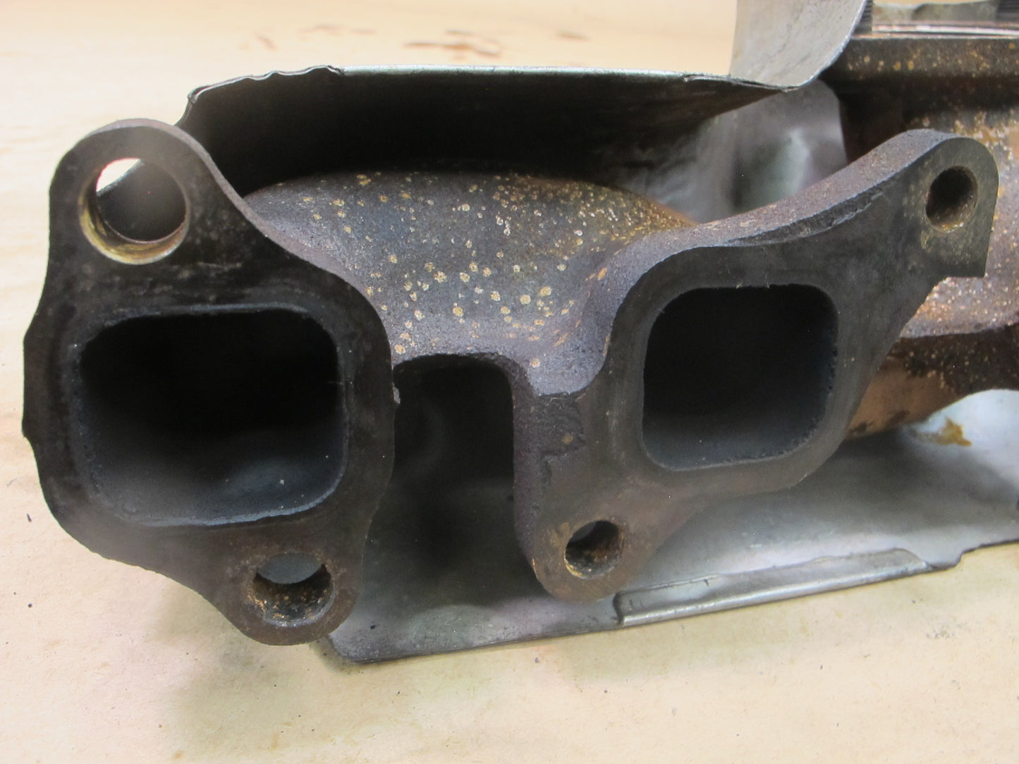 1992-1994 Lexus ES300 Exhaust Manifold 3VZ-FE Engine Rear Right OEM