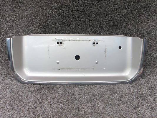 1998-2002 LEXUS J100 LX470 REAR TRUNK TAILGATE LICENSE PLATE HOUSING 76801-60040