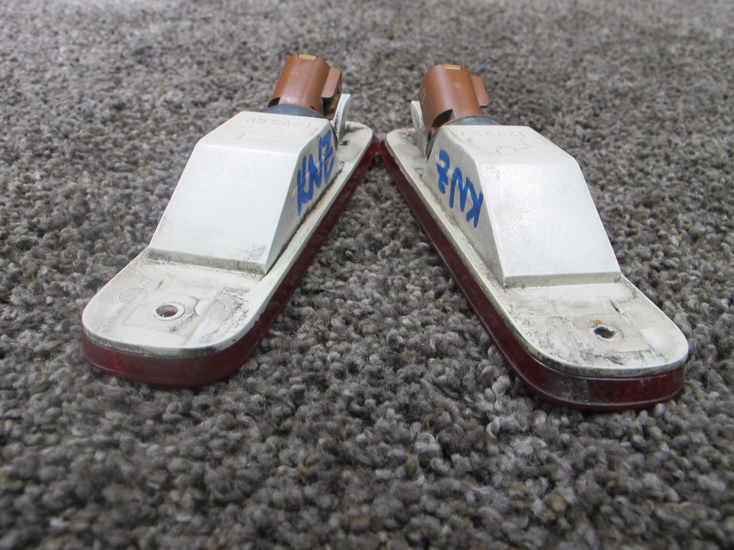 90-96 NISSAN Z32 300ZX SET OF 2 REAR BUMPER SIDE MARKER LIGHT LAMP OEM