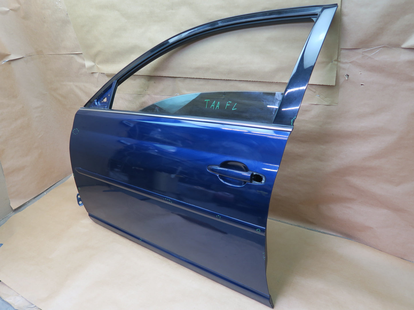 05-12 TOYOTA AVALON FRONT LEFT DRIVER SIDE DOOR SHELL W/ GLASS ASSEMBLY BLUE OEM