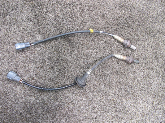 2004-2006 Scion xB  O2 Oxygen Sensor Set 89465-52200 OEM