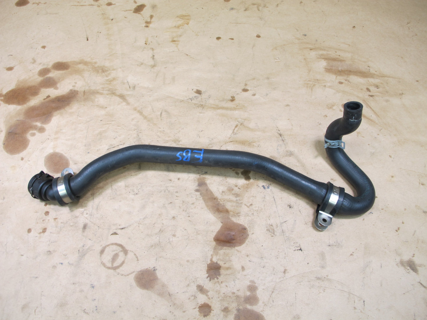 06-10 BMW E63 E64 650i ENGINE COOLANT HOSE PIPE LINE SET OEM