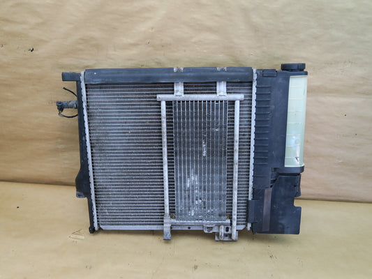 96-98 BMW E36/7 Z3 1.9L ENGINE COOLING RADIATOR W OIL COOLER OEM